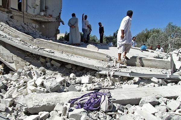 В итоге обрушения потолка мечети в Сомали погибли 15 человек