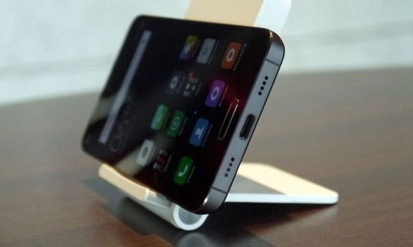 Флагман Xiaomi Mi5 вскоре будет доступен в «Связном»