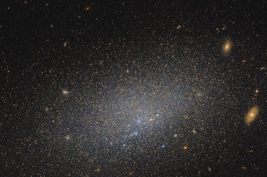 Учёные обнаружили новейшую галактику-отшельницу