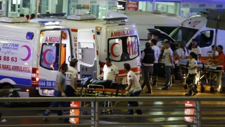 При взрывах в аэропорту Ататюрк погибли 36 человек, 147 получили ранения