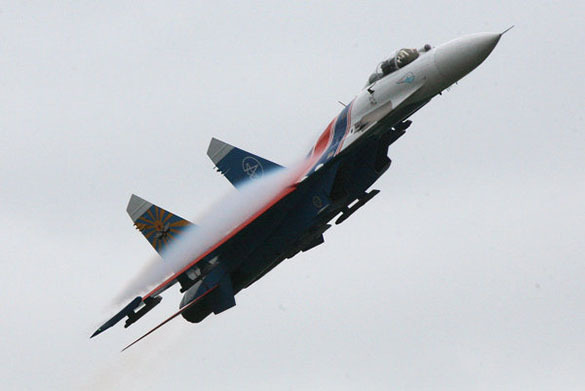 Полеты истребителей приостановлены до выяснения обстоятельств крушения Су-27