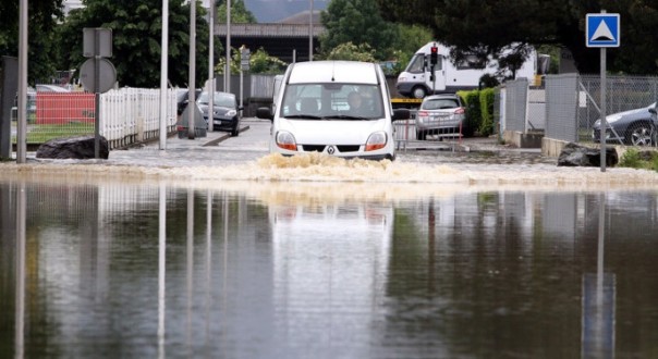 5 тыс. человек эвакуировано из-за наводнения во Франции