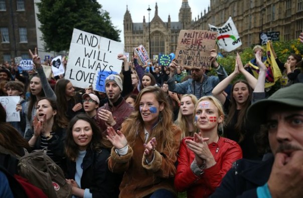 Тысячи противников «Brexit» вышли на митинг в столице Англии