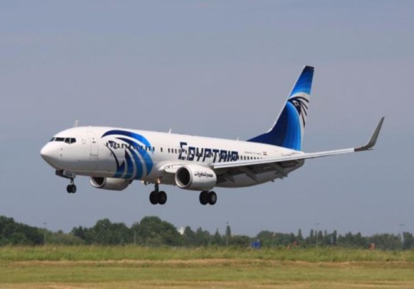 Самолет EgyptAir экстренно сел в Узбекистане из-за угрозы взрыва