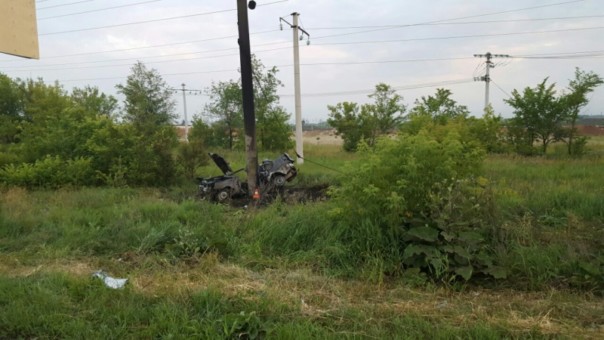 Жуткое ДТП в Самарской области: в загоревшемся авто погибли шофёр и пассажир
