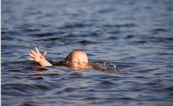 На Урале в Невьянском пруду утонули отец и дочь