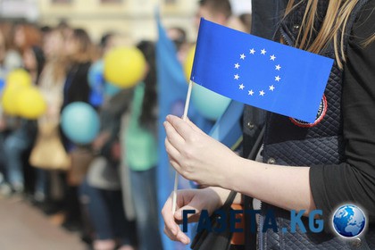 ЕС и Украина могут обсудить безвизовый режим осенью 2016 года