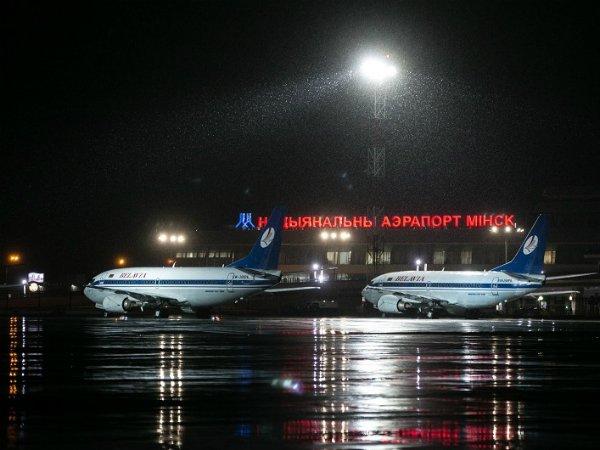 Буря повредила в общегосударственном аэропорту «Минск» восемь самолетов