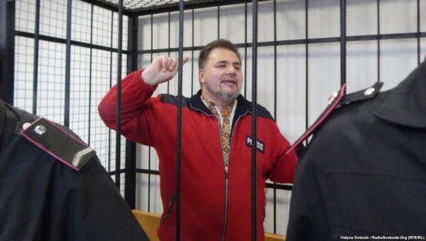 Украинский суд освободил репортера Руслана Коцабу