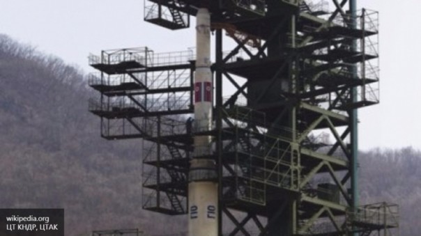 КНДР запустила три баллистические ракеты