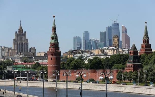 Кремль задействовал «авторитетный канал» для обсуждения с Киевом посла
