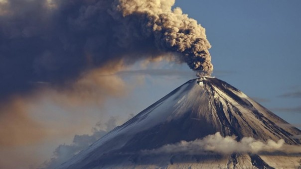 Из-за извержения вулкана улицы Мехико покрылись пеплом