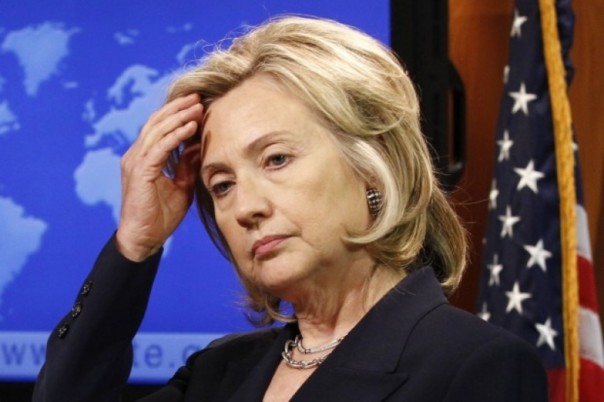 Клинтон обвинили в смерти американцев в Ливии
