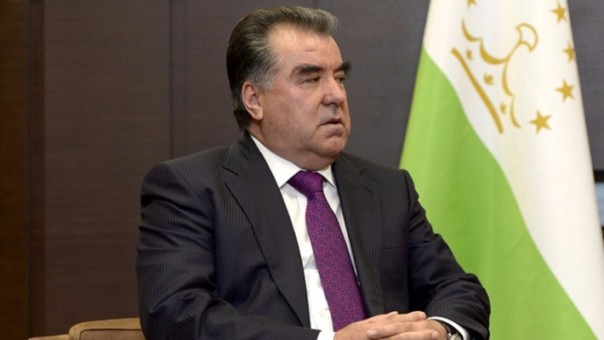Путин поздравил Рахмона с 25-летием независимости Таджикистана