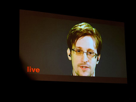Конгрессмены США отказались считать Сноудена информатором