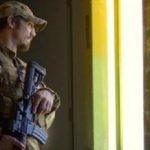 Американский боец смешанного стиля объявил, что убивал детей и женщин