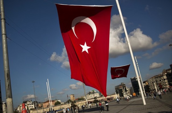 Жители призывают власти остановить процесс присоединения к ЕС — МИД Турции