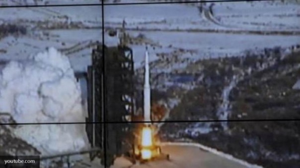 Запущенные КНДР баллистические ракеты упали у границ Японии