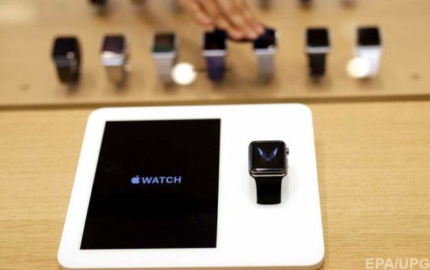 Продажи Apple Watch рухнули на 70%