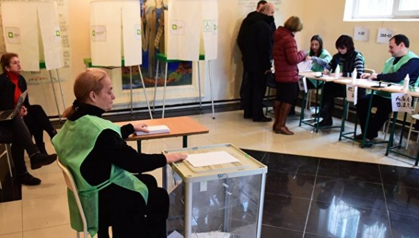 В Грузии сегодня проходит 2-ой тур парламентских выборов