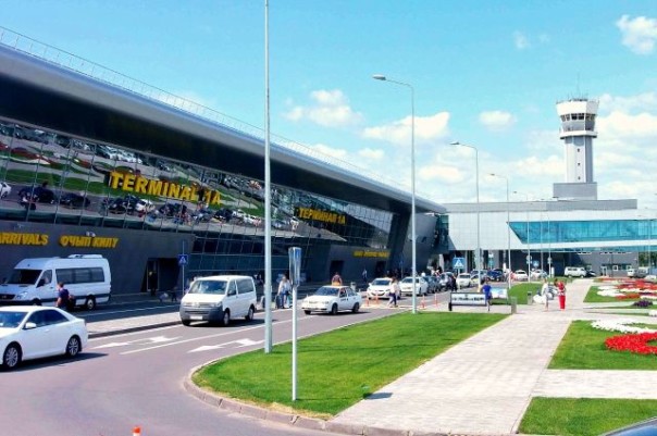 В Казани вынужденно сел Airbus A321, летевший из столицы в Наманган