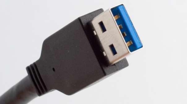 Мед. работники разработали ВИЧ-тест на USB-накопителе