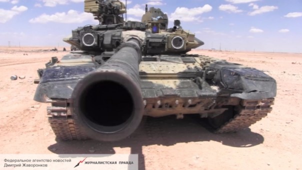 Т-90 против «Абрамса»: американские танки доказали свою непригодность в Сирии