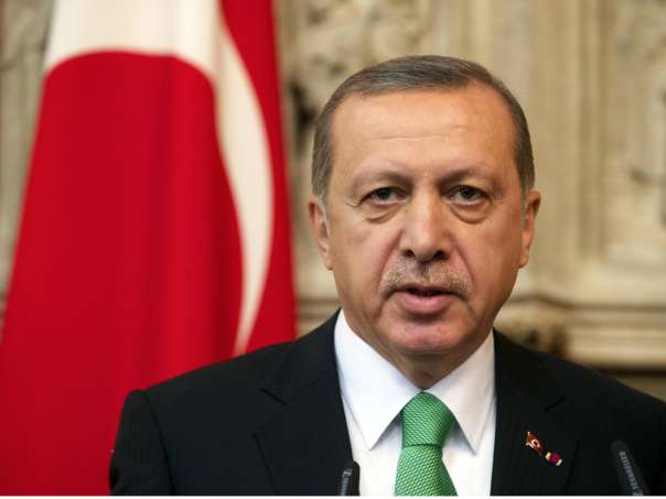Президент Турции пригрозил открыть границы для беженцев
