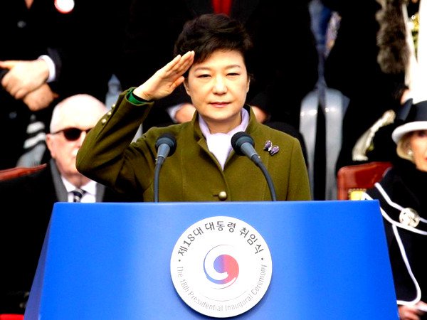 «Пак должна уйти!» — Четвертая неделя массового протеста в Южной Корее