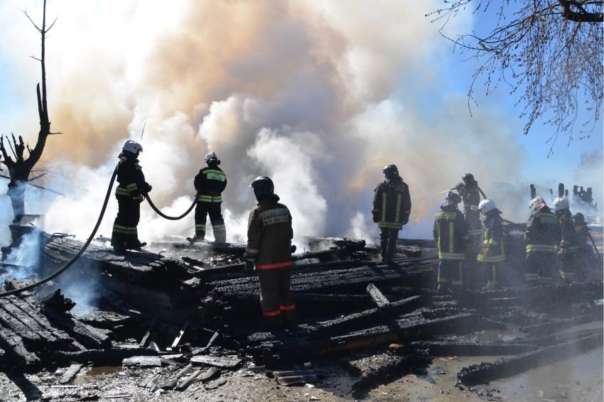 Пожар в Тверской области: погибли мать и пятеро детей