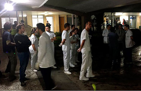 Выживший при крушении самолета в Колумбии член экипажа скончался в клинике