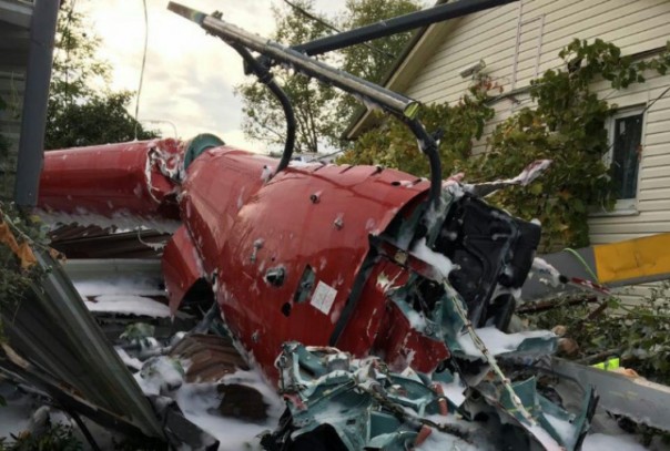 Появилось видео падения вертолета в Сочи