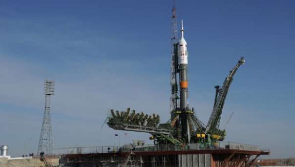 Ракету-носитель «Союз-ФГ» готовят к запуску с «Байконура»