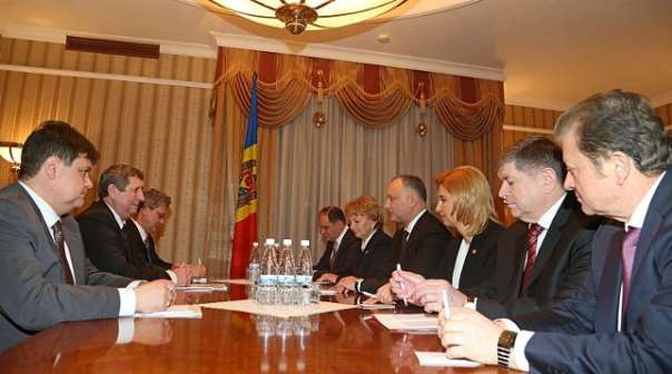 Игорь Додон официально вступил в должность президента Молдавии