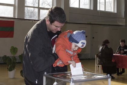Экзитполы предвещают победу Красносельского на выборах президента в Приднестровье
