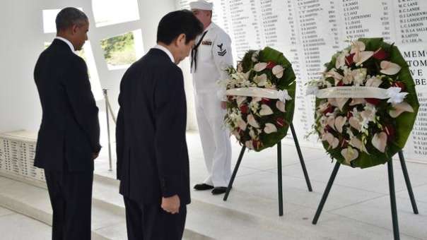 Премьер Японии почтит память погибших при атаке на Перл-Харбор