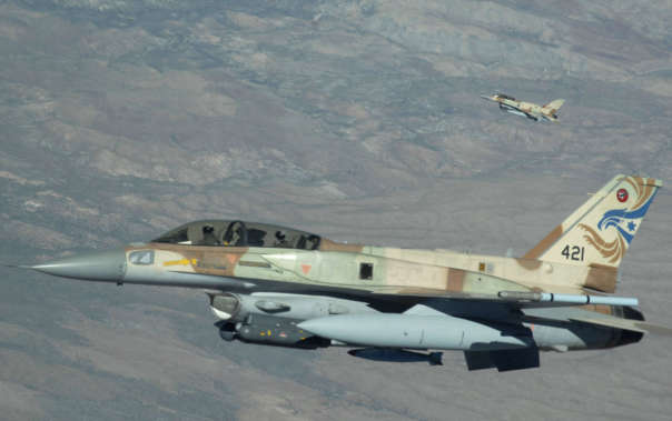 Сирия сказала о ракетном ударе Израиля вблизи военного аэропорта