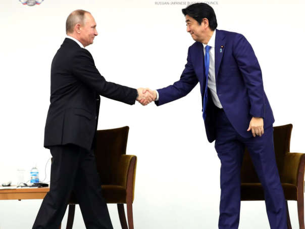 Выросло число японцев, считающих отношения РФ и Японии неплохими