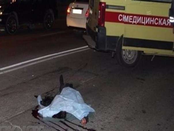 Молодую женщину насмерть сбила иномарка на зебре в Ростове