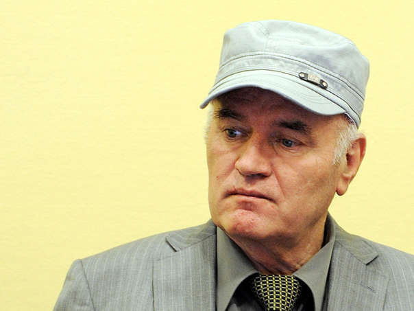 Обвинитель потребовал пожизненный срок для генерала Ратко Младича