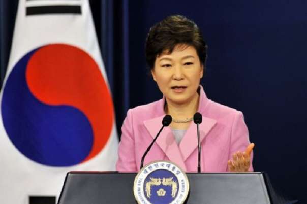 Президент Южной Кореи готова уйти в отставку в связи с коррупционным скандалом