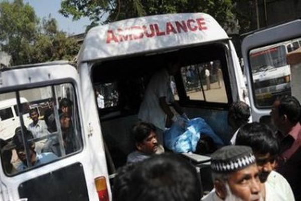 Не менее 20 детей погибли в ДТП со школьным автобусом в Индии