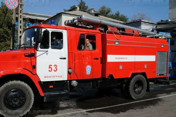 Организована доследственная проверка по факту смерти троих при пожаре на юге Волгограда