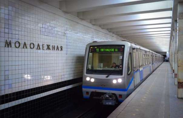 В столице России скончалась женщина, совершившая самоубийство в метро вместе с ребёнком