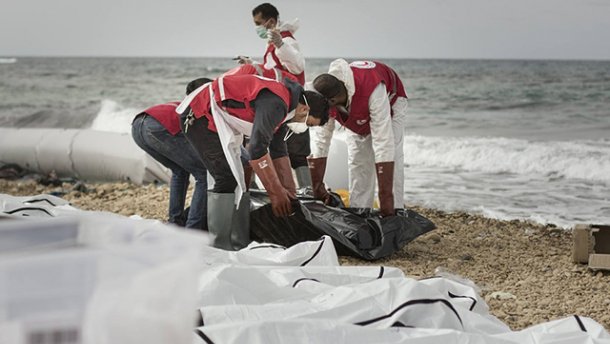 Средиземном море утонула лодка с мигрантами, не менее 70 погибших