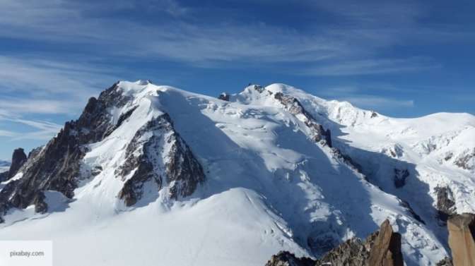 Во французских Альпах умер горнолыжник из Российской Федерации