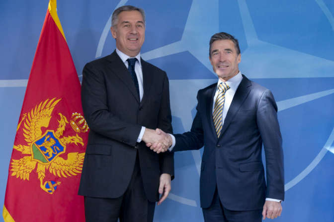 Съезд США одобрил вступление Черногории в НАТО