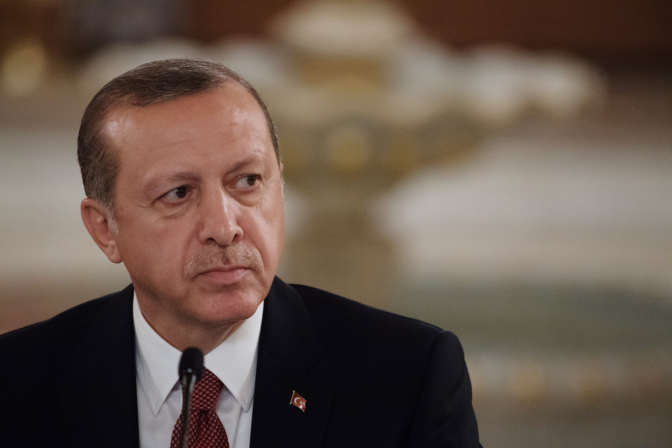 «Чудовищная выходка деспота с Босфора»: германские политики возмущены заявлениями Эрдогана