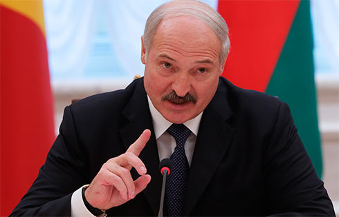 Белорусы и жители России не готовы к общей конституции и единой валюте — Лукашенко