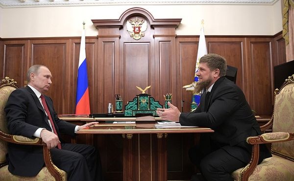 Путин указал Кадырову на пробелы в безопасности, вспомнив нападение на часть Росгвардии
